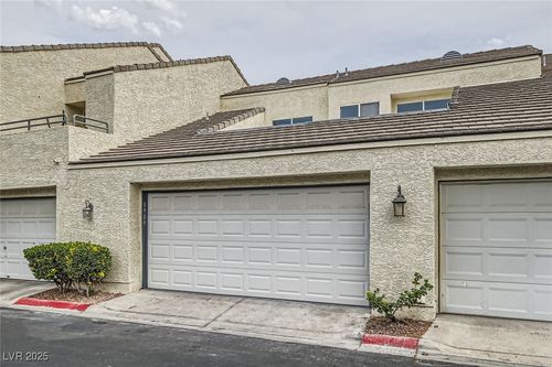 8909 Antioch Way, Las Vegas, NV, 89117-2470 | Card Image