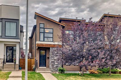 236 25 Ave Nw, Home with 4 bedrooms, 3 bathrooms and 2 parking in Calgary AB | Image 2