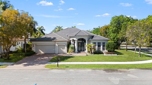 8019 S Savannah Cir, Davie, FL, 33328-3032 | Card Image
