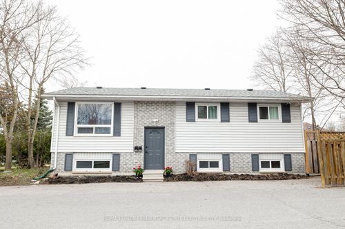 746 Chemong Rd, Peterborough, ON, K9H5Y9 | Card Image