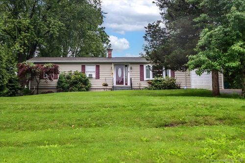 19 Birchwood Dr, New Milford, CT, 06776-2303 | Card Image