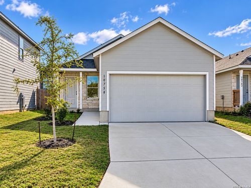 10758 Twyla Rd, San Antonio, TX, 78224-4492 | Card Image
