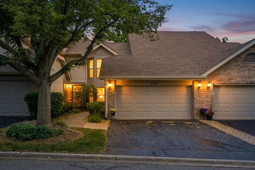 870 N Auburn Woods Dr, Palatine, IL, 60067-8662 | Card Image