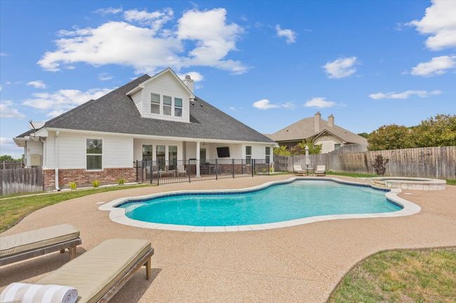 16022 Sorrento Dr, House other with 5 bedrooms, 4 bathrooms and null parking in Woodway TX | Image 37