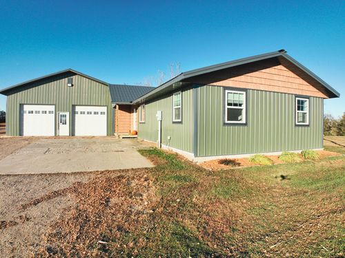 92 Front St Nw, Sunburg, MN, 56289-8105 | Card Image