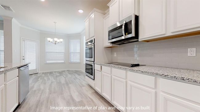 604 Sydney Blvd, House other with 5 bedrooms, 3 bathrooms and 3 parking in Thorndale TX | Image 5