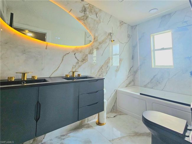 2 - 13665 Abbey Dr, Townhouse with 3 bedrooms, 2 bathrooms and 1 parking in FORT MYERS FL | Image 30