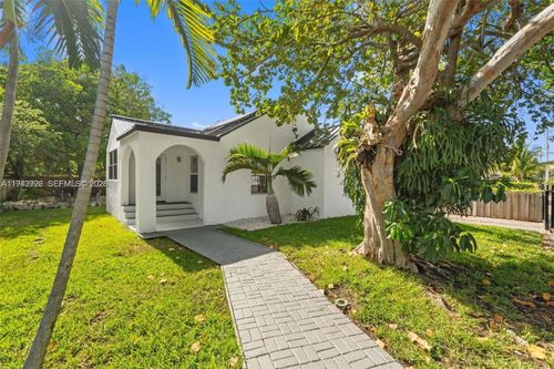 4430 Nw 1st Ave, Miami, FL, 33127-2602 | Card Image