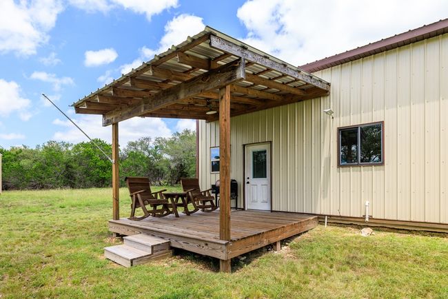 221 Coyote Trl, Home with 2 bedrooms, 2 bathrooms and 2 parking in Harper TX | Image 18