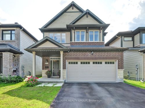 {{alt}} | Card Image