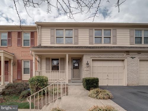 15324 Manor Village Ln, ROCKVILLE, MD, 20853-1833 | Card Image