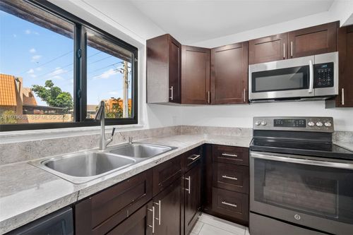 191-1451 Nw 92nd Ave, Pembroke Pines, FL, 33024-4553 | Card Image