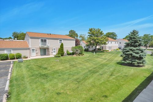 22-7632 159th Pl, Tinley Park, IL, 60477-1315 | Card Image