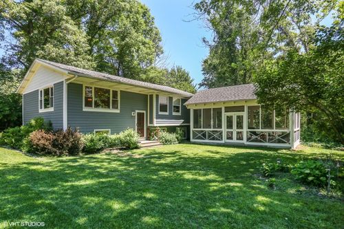 207 Westwood Dr, Michigan City, IN, 46360 | Card Image