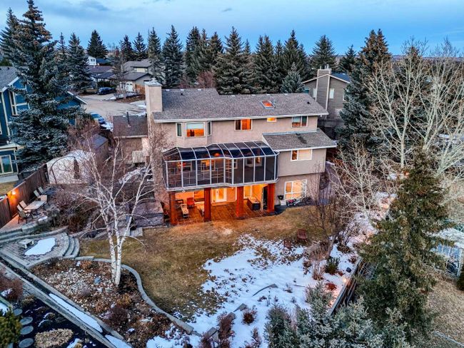 16 Silver Creek Place Nw, Home with 4 bedrooms, 3 bathrooms and 6 parking in Calgary AB | Image 3