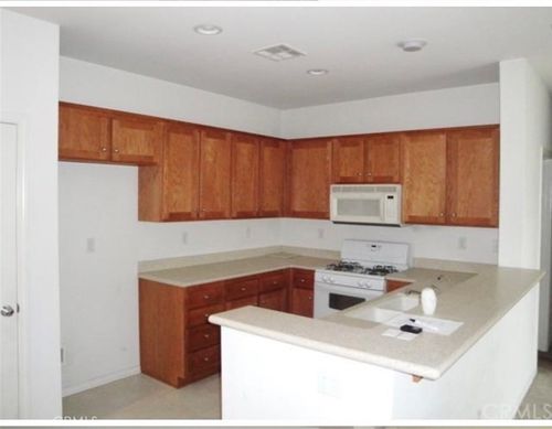 36368 Grazia Way, Winchester, CA, 92596 | Card Image