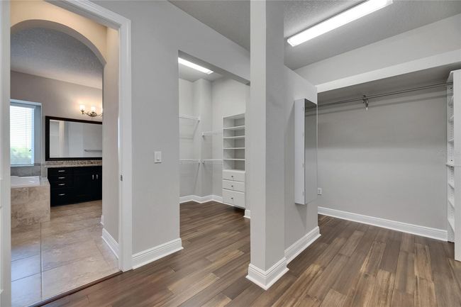 Master Closet | Image 36