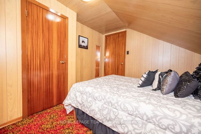 3433 Round Lake Road, House other with 5 bedrooms, 1 bathrooms and 2 parking in Killaloe, Hagarty and Richards ON | Image 25