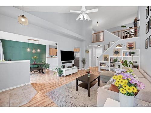 893 S Evanston Cir, Aurora, CO, 80012-3821 | Card Image