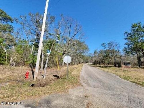 Lot 11-12 Yukon St, Bay Saint Louis, MS, 39520 | Card Image