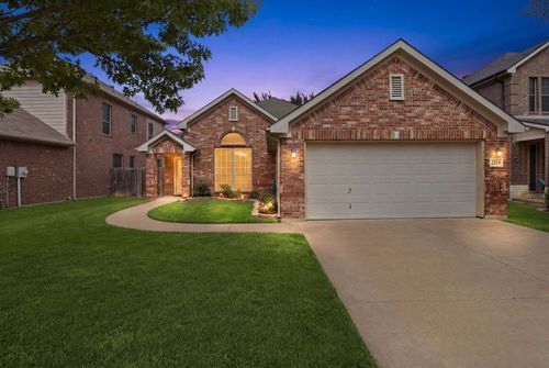 2213 Whitney Dr, Weatherford, TX, 76087-4259 | Card Image