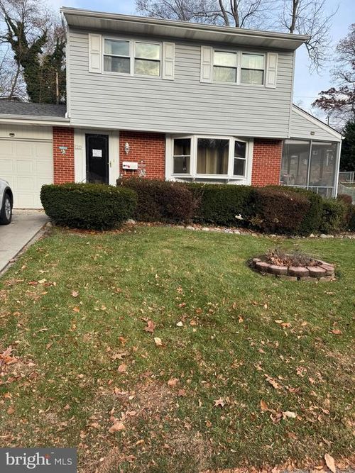 120 Hilldale Ct, CLAYMONT, DE, 19703-1306 | Card Image