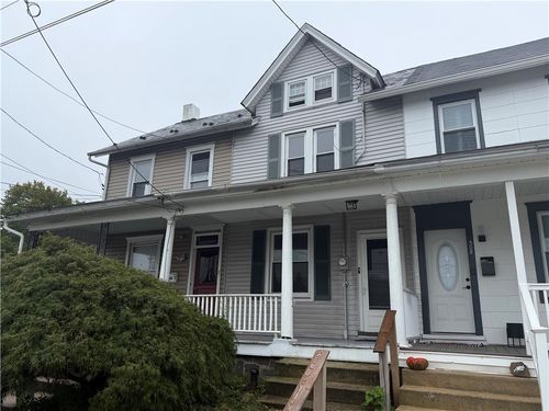 306 E Fairview St, Coopersburg, PA, 18036-1513 | Card Image
