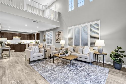 107 Copeland, Irvine, CA, 92618 | Card Image