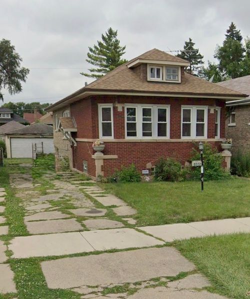 8222 S Honore St, Chicago, IL, 60620-4644 | Card Image