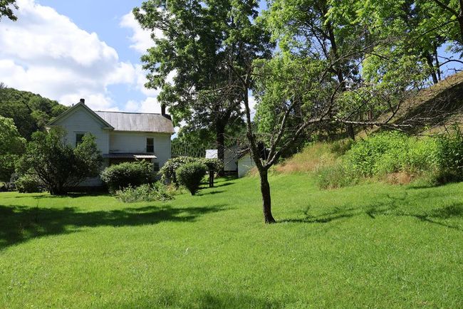 5043 Stones Chapel Rd, House other with 3 bedrooms, 3 bathrooms and 4 parking in Elk Creek VA | Image 39