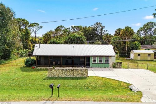 521 Monterey St, NORTH FORT MYERS, FL, 33903-2818 | Card Image