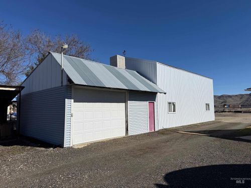 1010 S Moffatt Ave, Emmett, ID, 83617-3772 | Card Image
