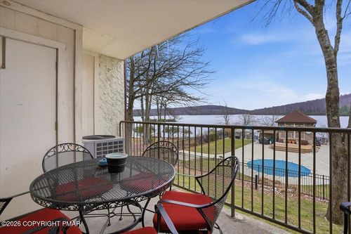 202e-29 Midlake Dr, Lake Harmony, PA, 18624-2202 | Card Image