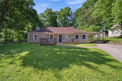 2670 Robindale Ave, Akron, OH, 44312-1654 | Card Image