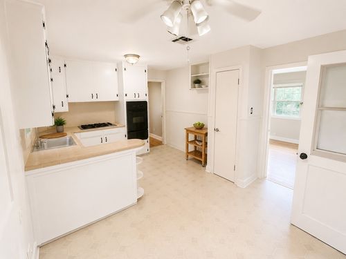 7521 Delafield Ln, Austin, TX, 78752-1310 | Card Image