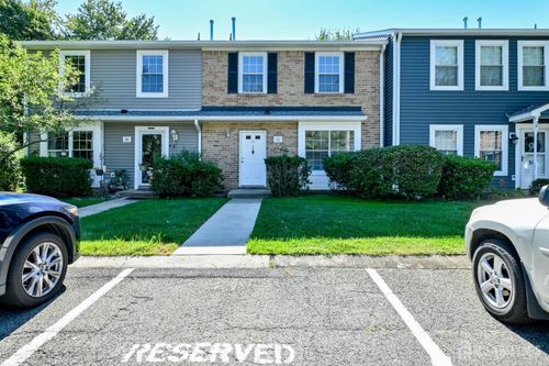 32 Lafayette Ct, North Brunswick, NJ, 08902-3539 | Card Image