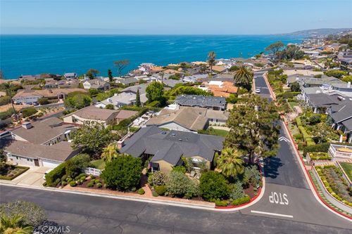 2 N Encino, Laguna Beach, CA, 92651-6706 | Card Image