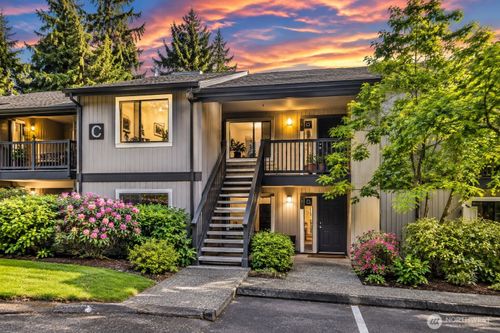c3-14130 Se 17th Pl, Bellevue, WA, 98007-6030 | Card Image