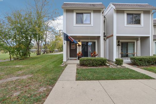 634 Robin Ct, Grayslake, IL, 60030-1348 | Card Image