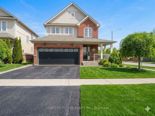 1359 Whitelaw Ave, Oshawa, ON, L1K0G6 | Card Image