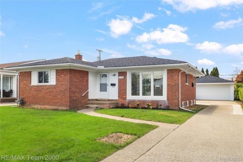 6135 Ardmore St, Dearborn Heights, MI, 48127 | Card Image