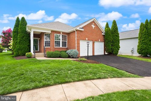 3571 Sutherland Ct, WARRENTON, VA, 20187-3971 | Card Image