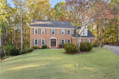 4241 Singing Post Lane, House other with 5 bedrooms, 2 bathrooms and null parking in Roswell GA | Image 1