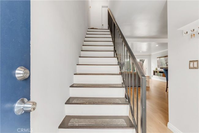 APT-5 - 534 E Hazel St, Townhouse with 2 bedrooms, 3 bathrooms and 2 parking in Inglewood CA | Image 13