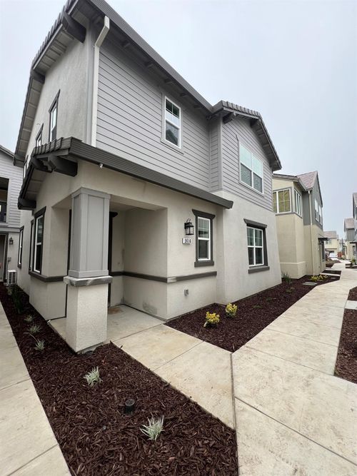 2616 Night Bloom Way, Lathrop, CA, 95330-7041 | Card Image