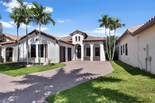 3974 Nw 82nd Dr, Pembroke Pines, FL, 33024-3567 | Card Image