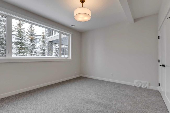 468 Discovery Place Sw, Home with 4 bedrooms, 3 bathrooms and 4 parking in Calgary AB | Image 32