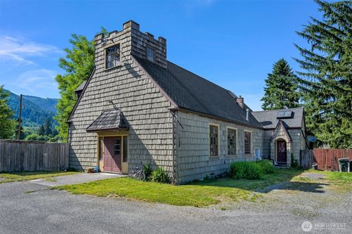 5290 Church Rd, Acme, WA, 98220-4005 | Card Image