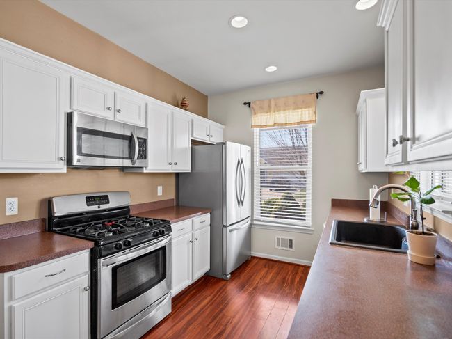 32549 Creekview St, House other with 4 bedrooms, 3 bathrooms and null parking in New Haven MI | Image 14