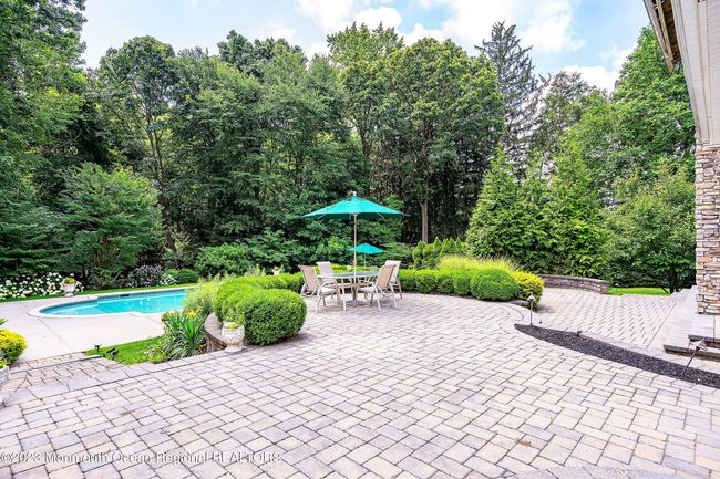17 Raintree Ct, House other with 5 bedrooms, 5 bathrooms and null parking in Holmdel NJ | Image 42